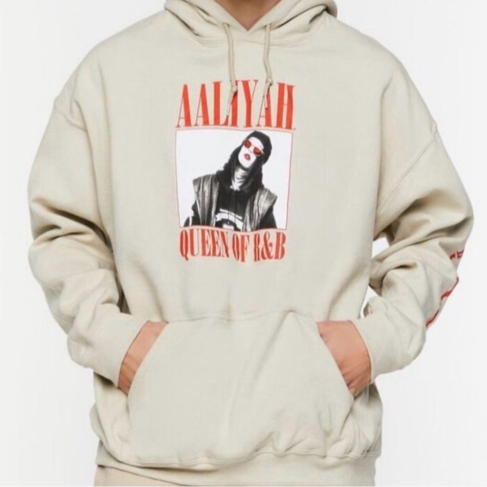 AALIYAH queen of R&B Cream Graphic Hoodie